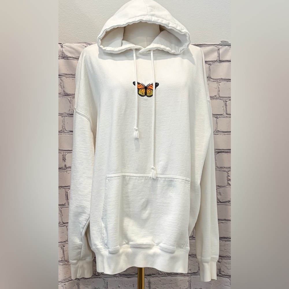 Brandy Melville :XL White Women's Butterfly Embroidered Hoodie - Picture 9 of 10
